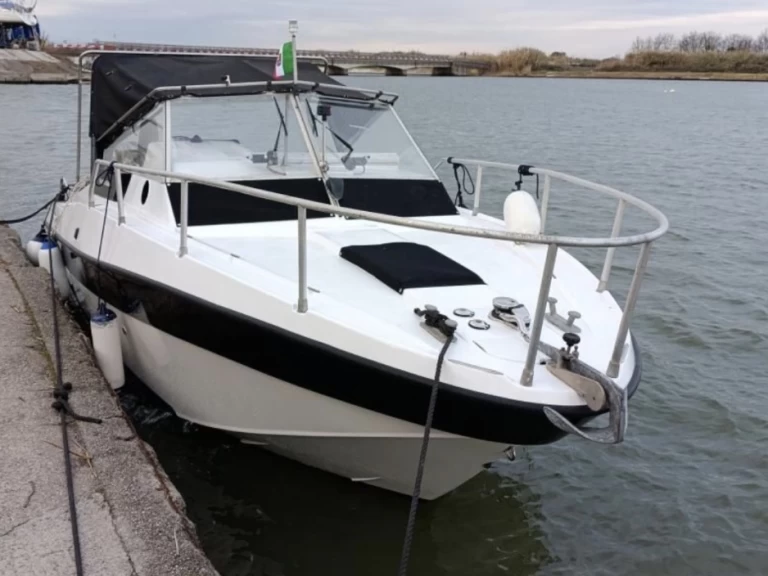 Huur een Rio Rio 680 Cabin in Torre Annunziata