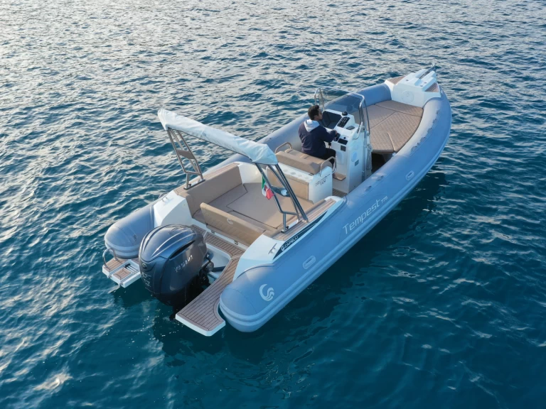 Capelli Tempest 775 te huur van particulier of professional in Santa Margherita Ligure