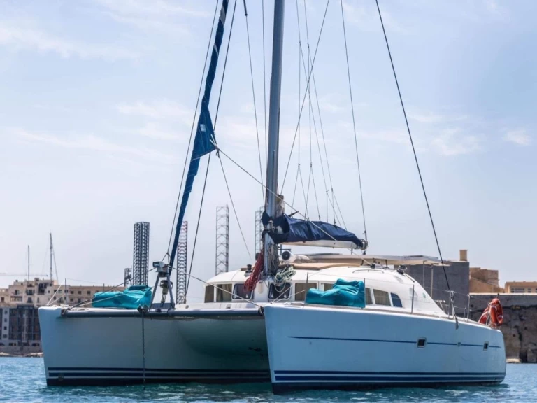 Bootverhuur Lagoon Lagoon 410 in Sliema via SamBoat