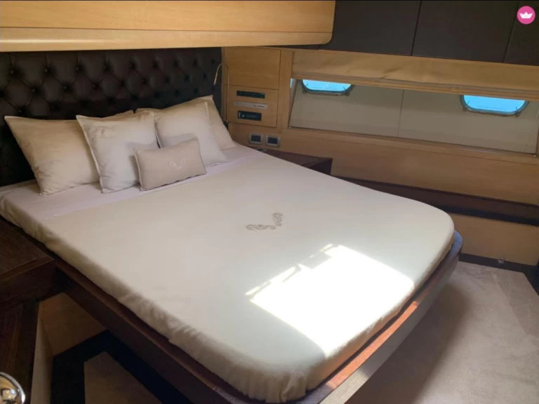 Verhuur Motorboot in Gardens Yacht Marina - Leopard Leopard 23