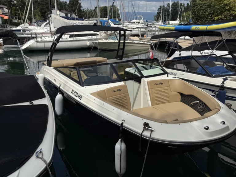 Motorboot te huur in Thonon-les-Bains voor de beste prijs