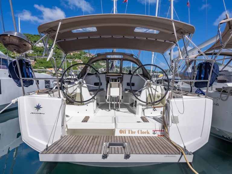 Zeilboot te huur in Road Town voor de beste prijs