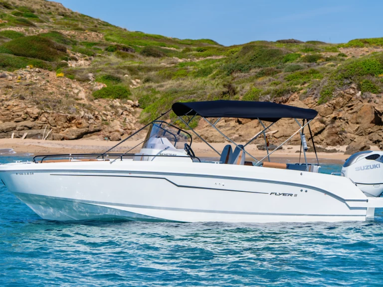 Bootverhuur Mahón goedkoop Flyer 8 SPACEdeck