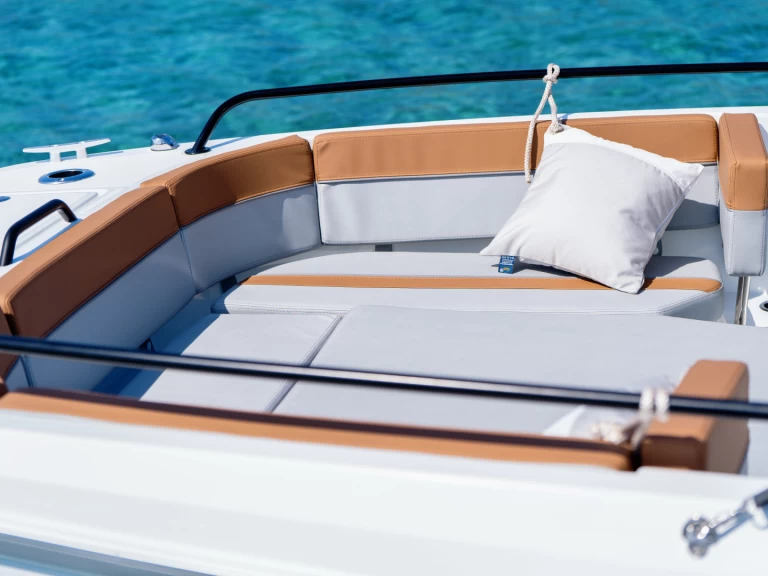 Huur Motorboot met of zonder schipper Bénéteau in Mahón