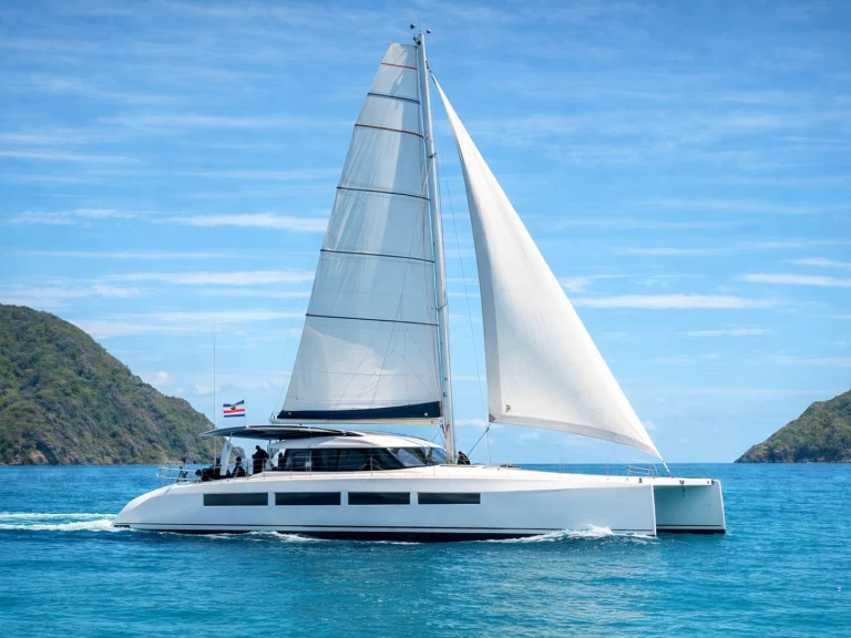 Verhuur Catamaran in Coco Bay - Lin Mar / Gold Coast Yachts Custom Catamaran 65