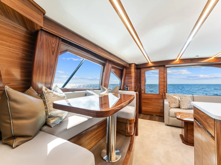 Huur een Viking Viking 50 in Marina Papagayo