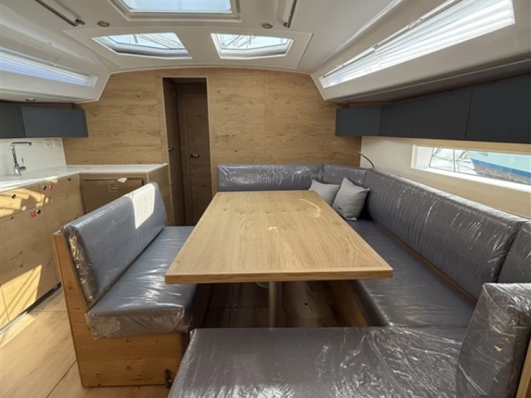 Elan Impression 45 te huur van particulier of professional in Pula