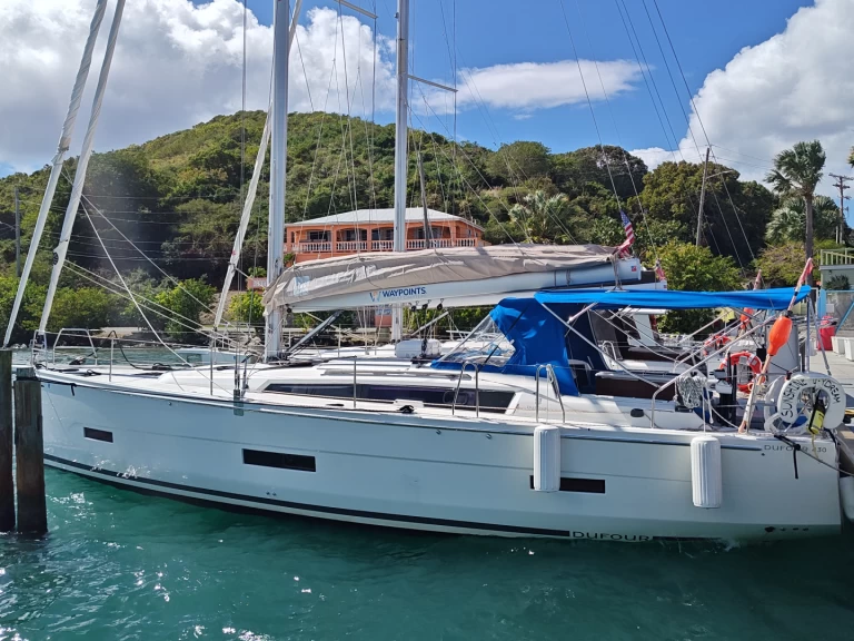 Huur een Dufour Dufour 430 in Frenchtown