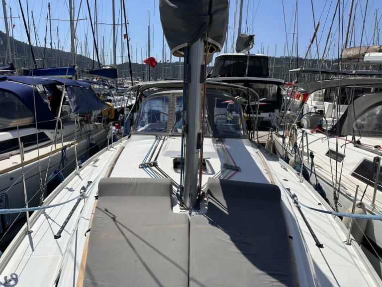 Verhuur Zeilboot Bénéteau met vaarbewijs
