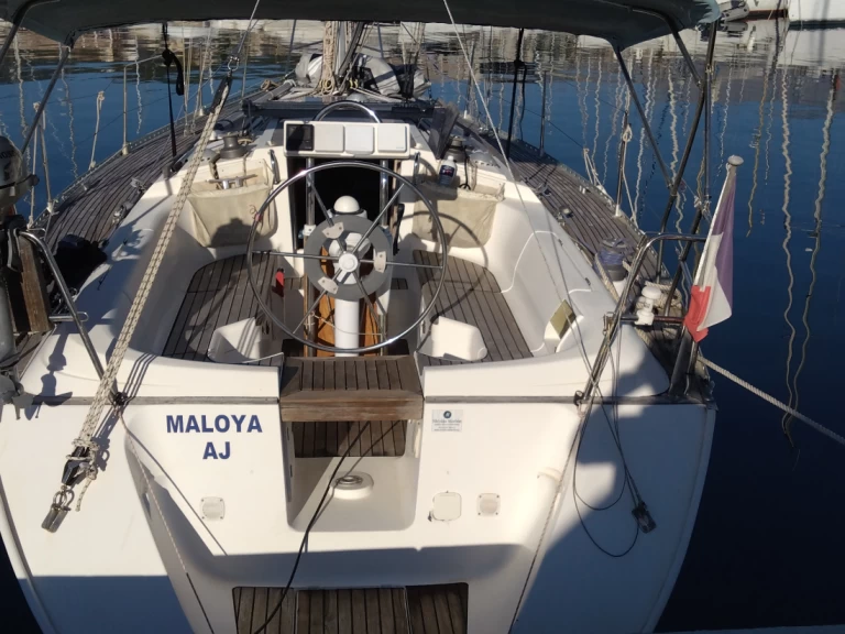 Bootverhuur Dufour Dufour 35 Classic in Sari-Solenzara via SamBoat