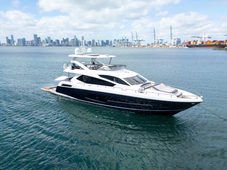 Bootverhuur Miami Beach goedkoop 80 Yacht
