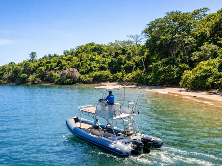 Huur een Zodiac Zodiac 28 FT in Coco Bay