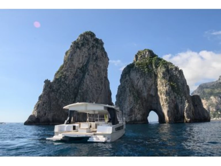 Catamaran te huur in Amalfi voor de beste prijs