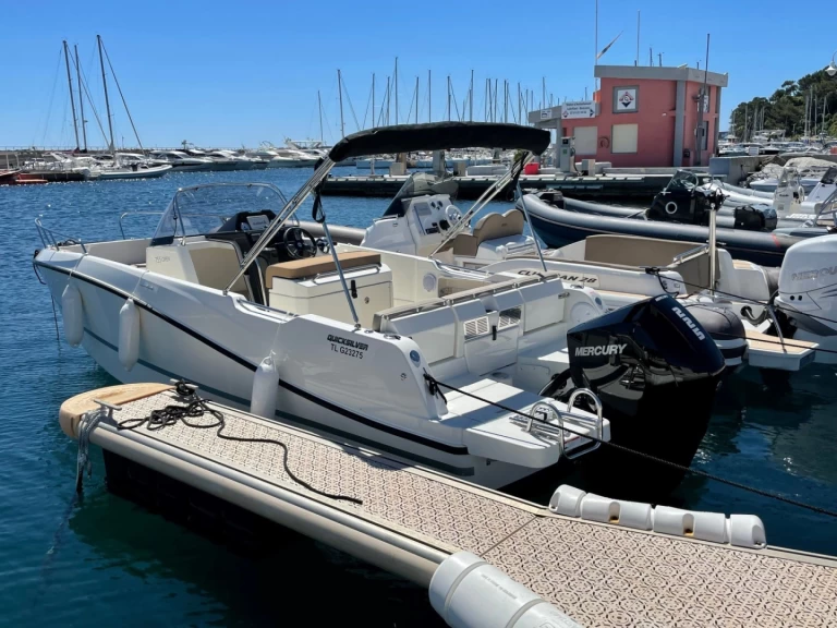 Huur Motorboot met of zonder schipper Quicksilver in Cavalaire-sur-Mer