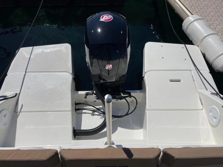 Verhuur Motorboot in Cavalaire-sur-Mer - Quicksilver Quicksilver 675 Activ Open