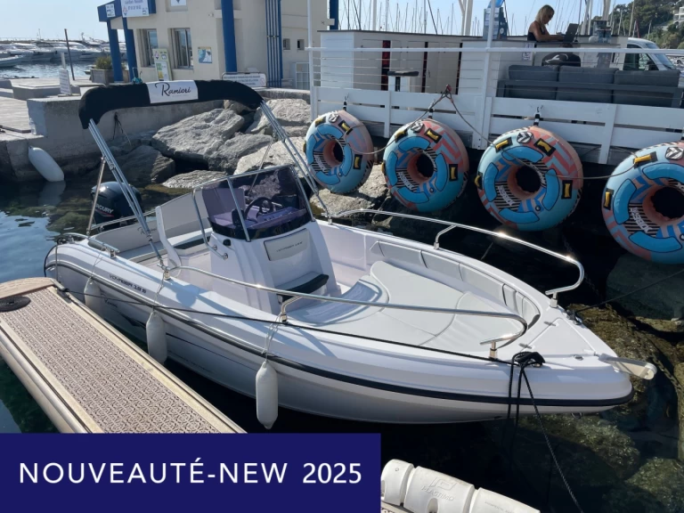 Ranieri Voyager 19 S te huur van particulier of professional in Cavalaire-sur-Mer