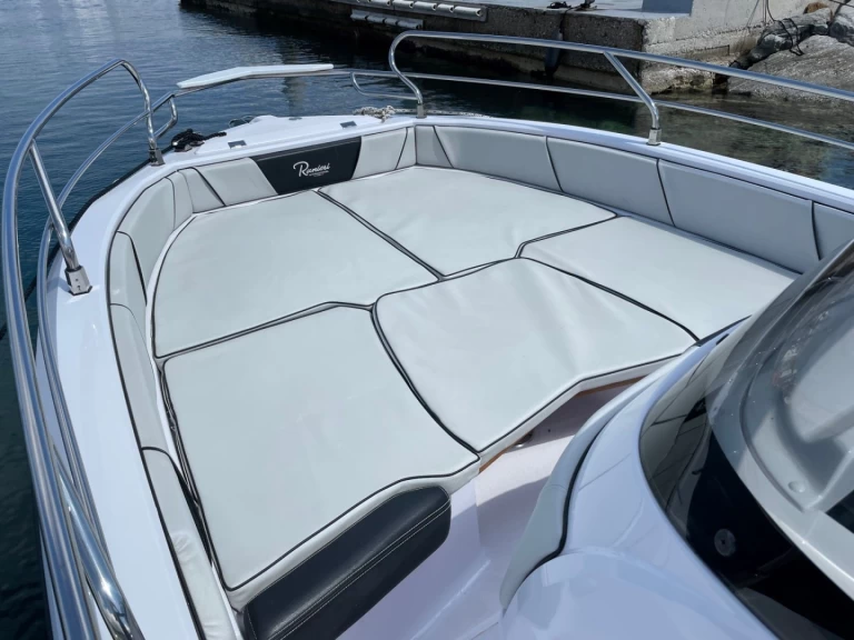 Ranieri Voyager 23 s te huur van particulier of professional in Cavalaire-sur-Mer