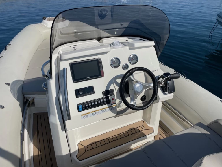 RIB te huur in Cavalaire-sur-Mer voor de beste prijs