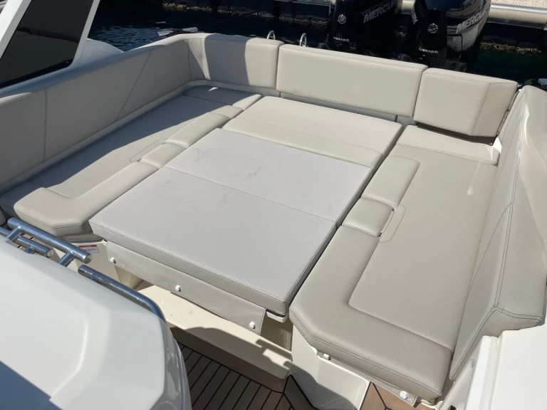 Verhuur RIB Joker Boat met vaarbewijs