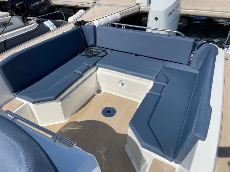 Verhuur RIB Joker Boat met vaarbewijs