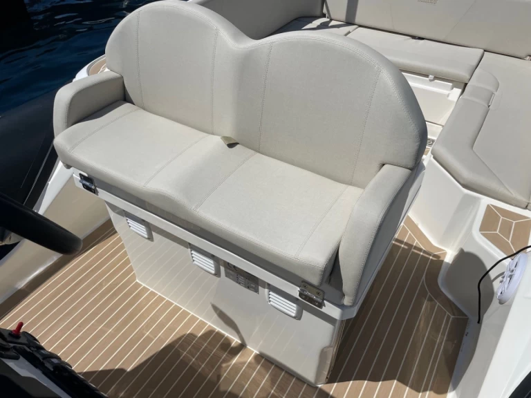 RIB te huur in Cavalaire-sur-Mer voor de beste prijs