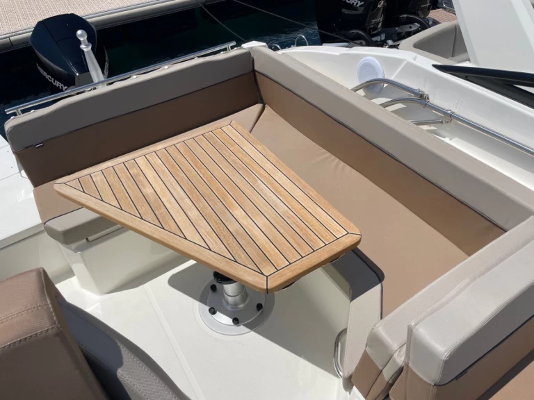 Huur een Quicksilver QUICKSILVER 805 CRUISER in Cavalaire-sur-Mer