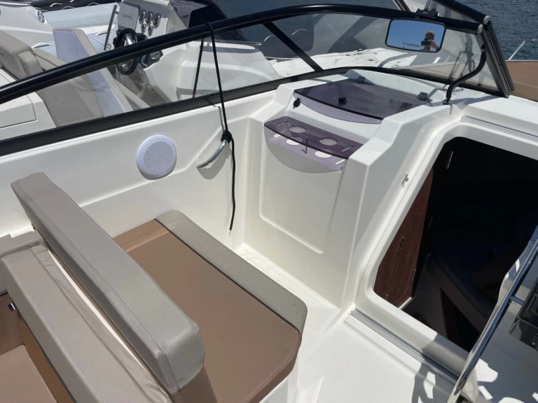 Bootverhuur Cavalaire-sur-Mer goedkoop QUICKSILVER 805 CRUISER