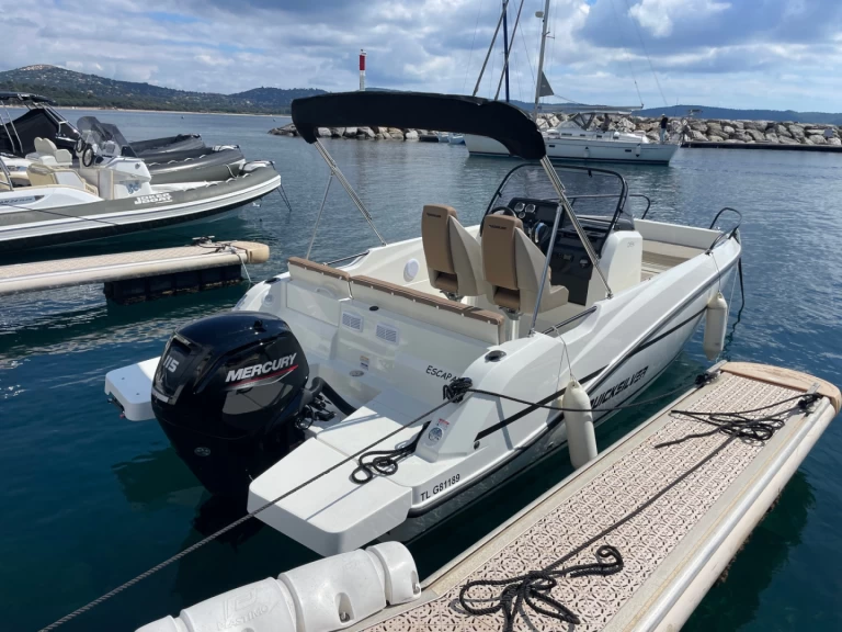 Bootverhuur Cavalaire-sur-Mer goedkoop Quicksilver 605 Activ Open