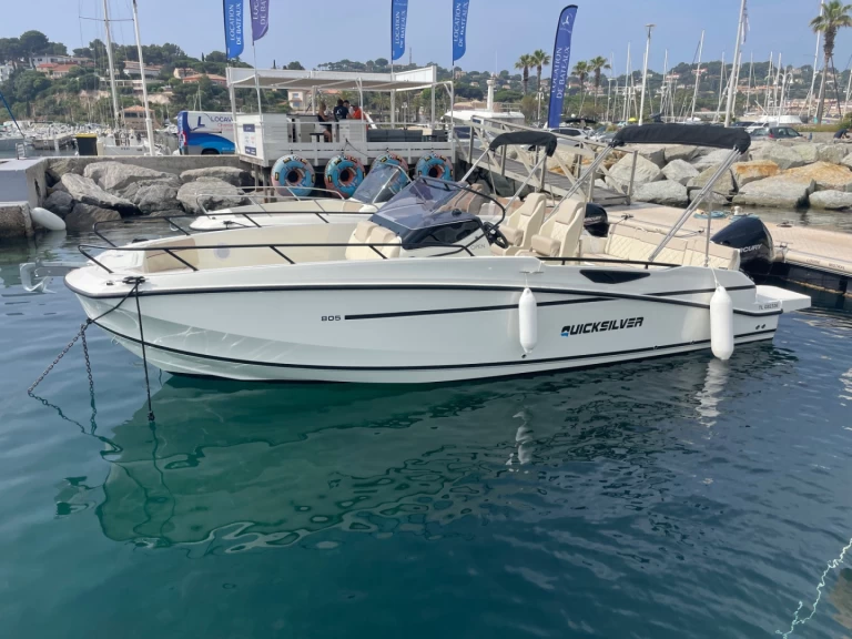 Huur een Quicksilver QUICKSILVER 805 in Cavalaire-sur-Mer