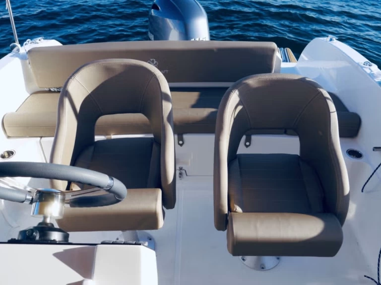 Bootverhuur Combrit goedkoop Pacific Craft 670 Open