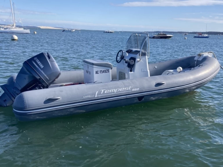 Capelli Tempest 560 Work te huur van particulier of professional in Grand Piquey