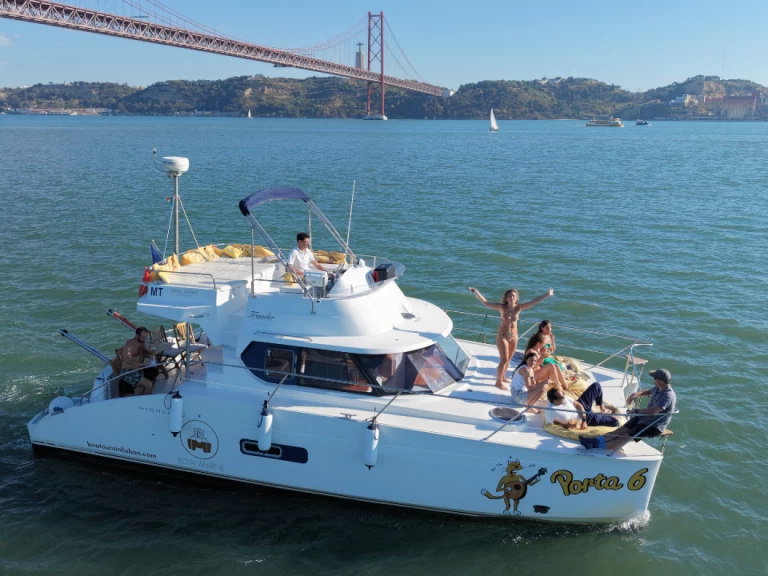 Huur Motorboot met of zonder schipper Fountaine Pajot in Lissabon