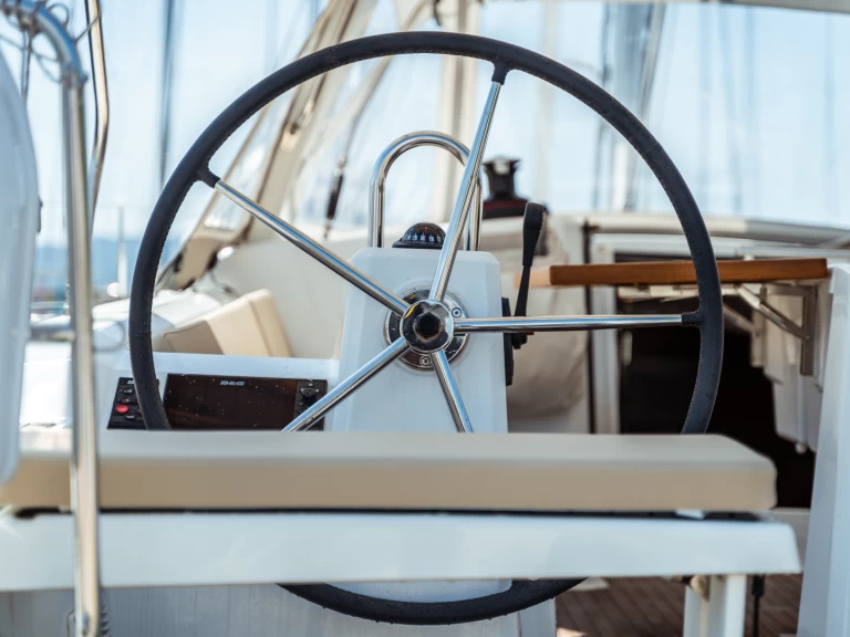 Huur Zeilboot met of zonder schipper Bénéteau in Olbia