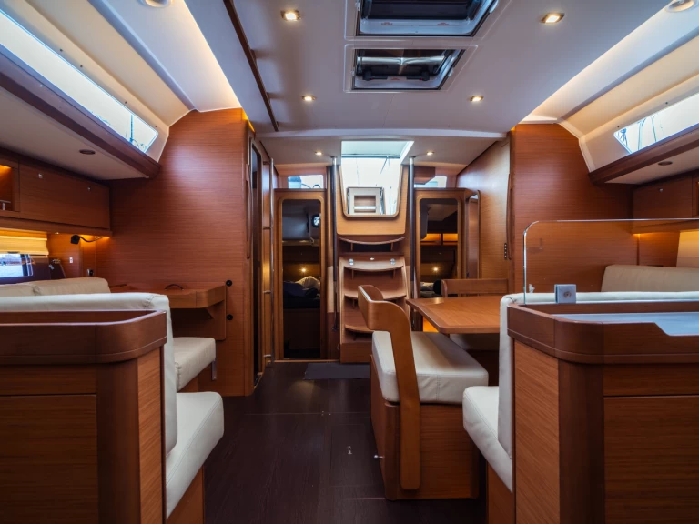 Bootverhuur Dufour Dufour 56  in Olbia via SamBoat