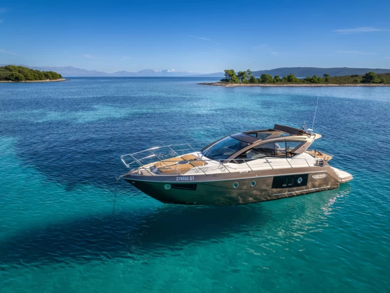 Bootverhuur Split goedkoop M 44 Hard Top