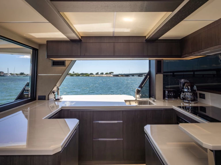 Verhuur Jacht in Miami - Galeon Don't Tell MOM