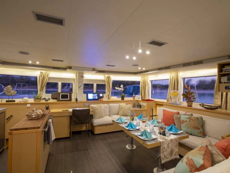 Verhuur Jacht Lagoon met vaarbewijs