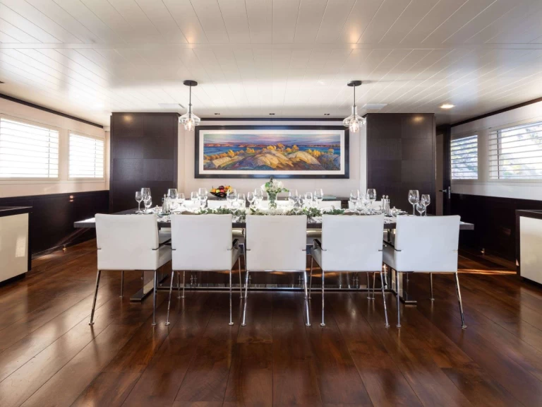 Verhuur Jacht Feadship met vaarbewijs