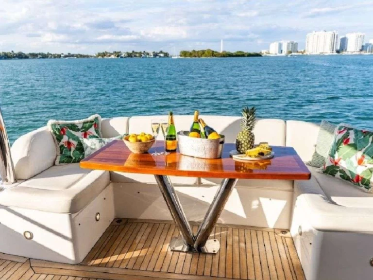 Huur Jacht met of zonder schipper Sunseeker in Miami Beach