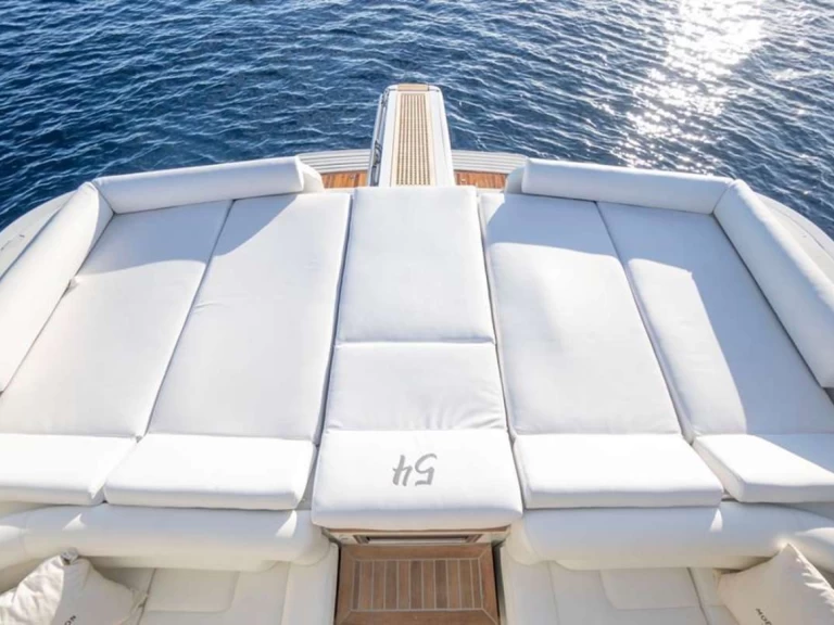 Pershing LA KOUPETI te huur van particulier of professional in Álimos