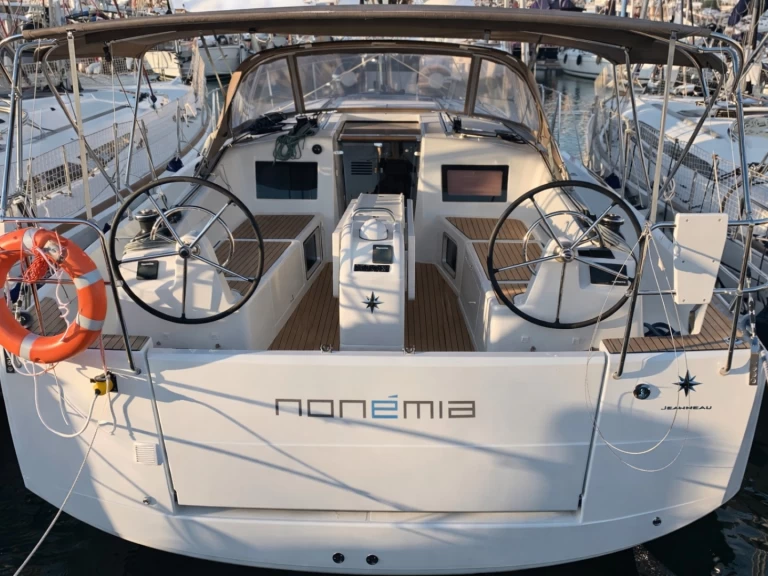 Bootverhuur Jeanneau Sun Odyssey 410 in Nettuno via SamBoat
