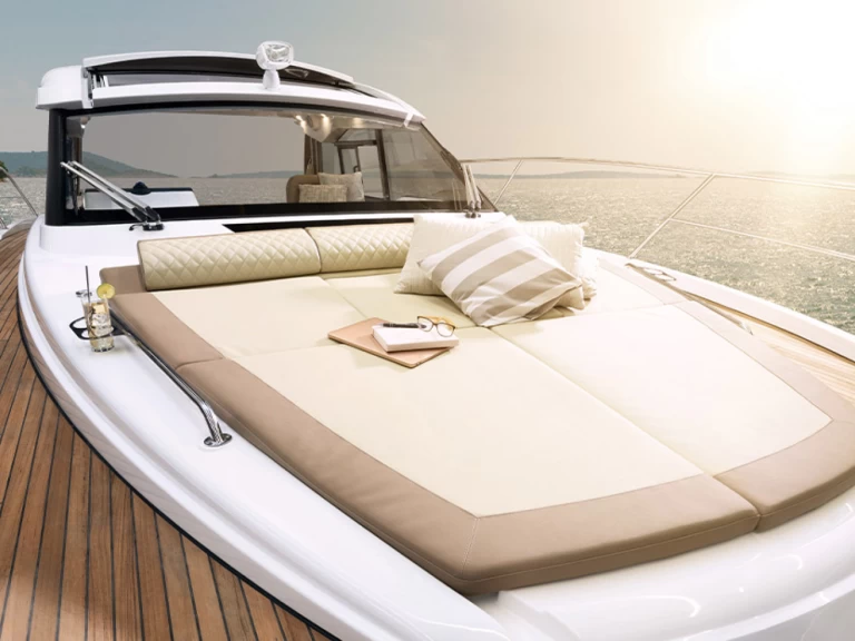 Huur een Bavaria Bavaria SR36HT in Biograd na Moru