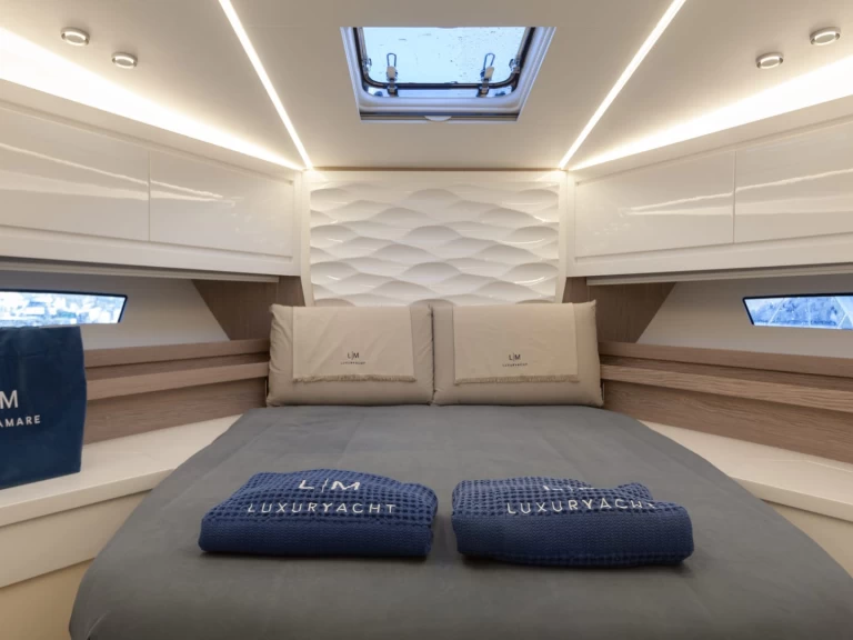 Bootverhuur Salerno goedkoop Fiart 4Seven