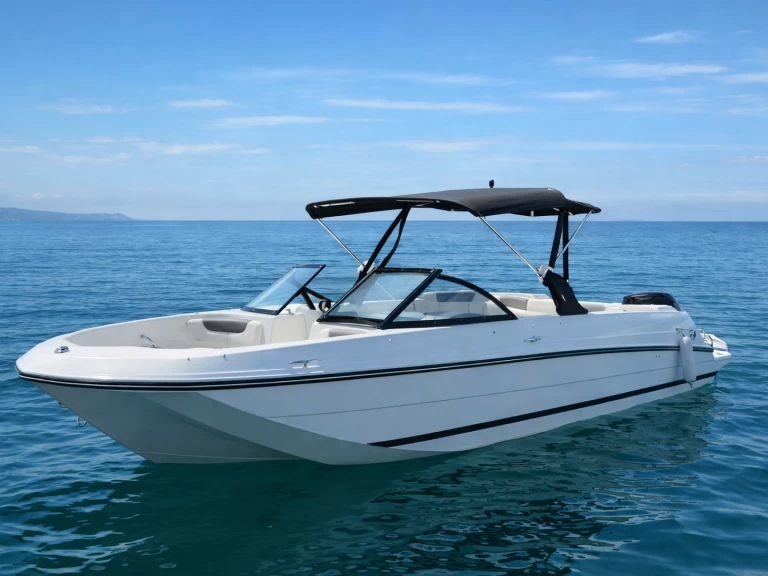 Verhuur Motorboot in Antibes - Bayliner E7