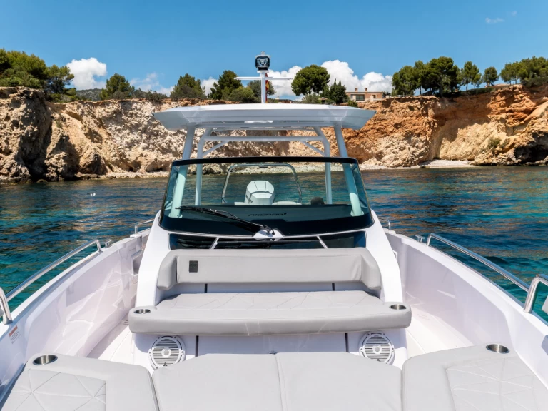 Huur Motorboot met of zonder schipper Axopar in Trogir