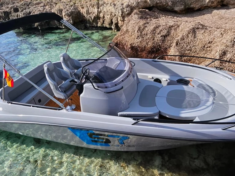 Bootverhuur Sant Antoni de Portmany goedkoop Open 500 Classic