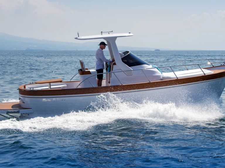 Verhuur Motorboot Mimi met vaarbewijs