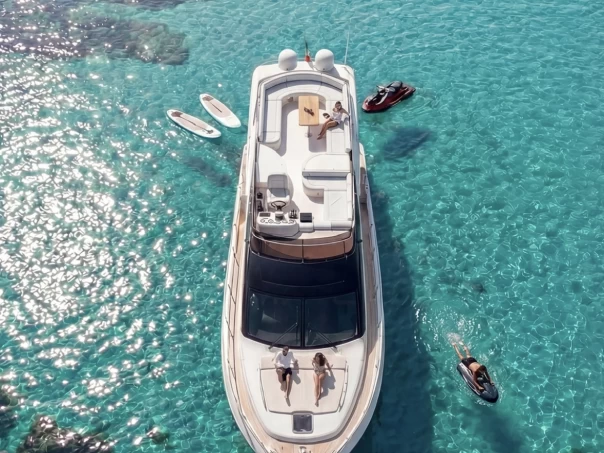 Motorboot te huur in Portisco voor de beste prijs