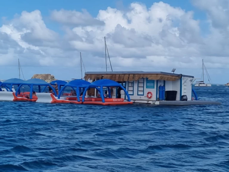 Huur een Bénéteau Flyer 650 Open in Marigot