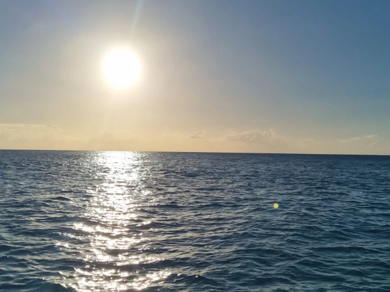 Bootverhuur Marigot goedkoop Flyer 650 Open